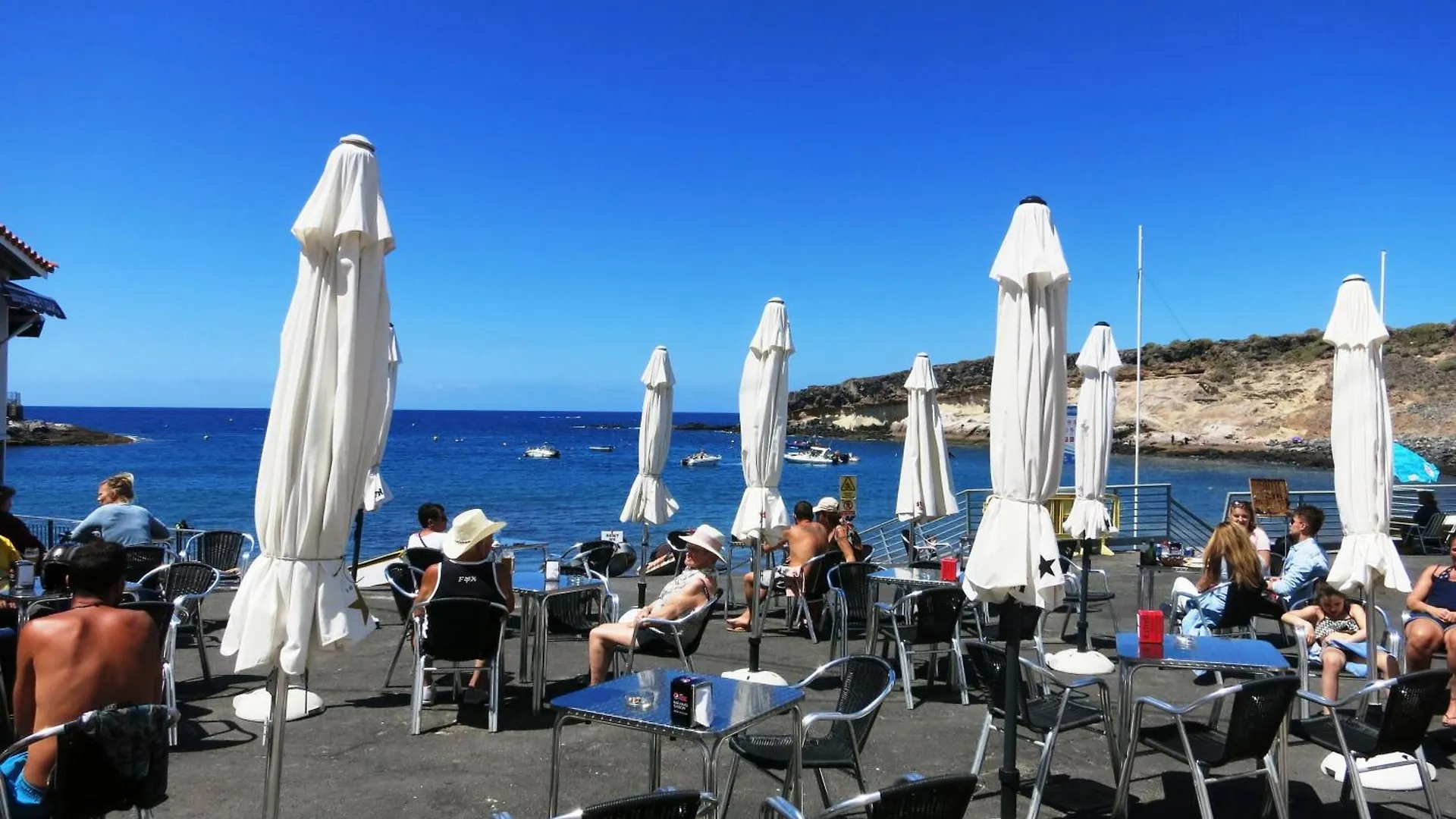 Blue Bay Paradise - Beach Front Apartment With Sea View Playa Paraiso
